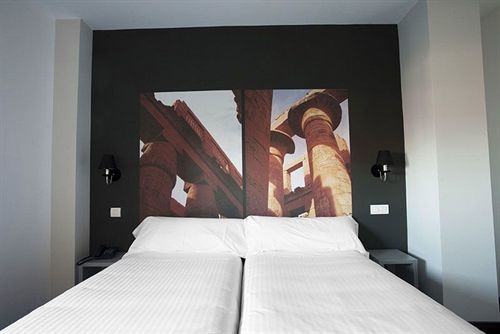 Calas De Hotel 3*